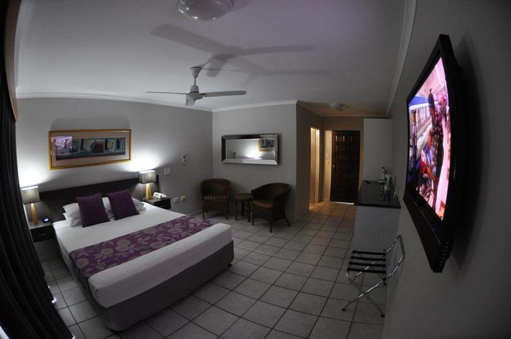 Turtle Cove Beach Resort - Adults Only Lgbtqia & Allies Wangetti Exterior photo